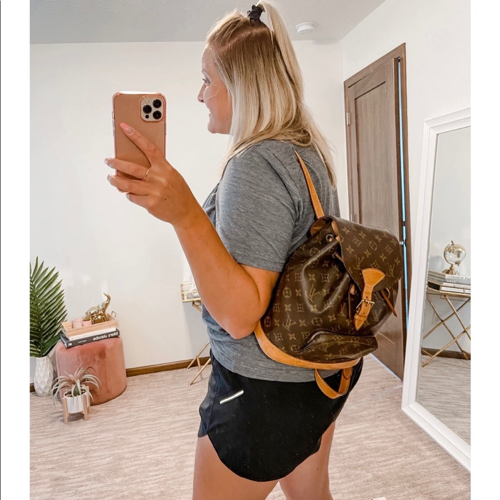 Louis Vuitton Monogram Montsouris MM Backpack - Picture 3 of 14